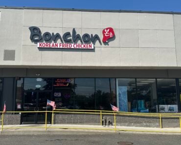 Why Bonchon Korean Fried Chicken Is One Of Our Favorite Wings Spots