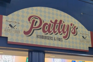 Patty's Hamburger Review at MetLife Stadium