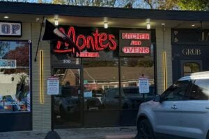 Monte's Pizza Smithtown