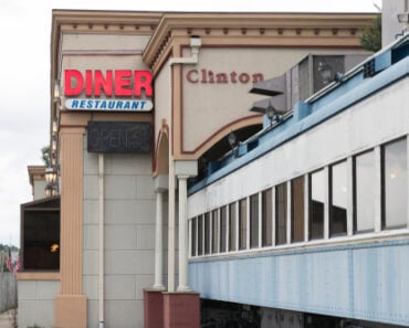 All About Clinton Station Diner’s 8th Wonder 105-Pound Burger Challenge