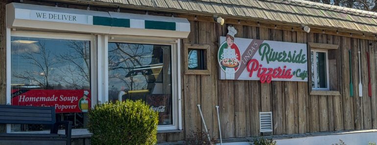 Why Linda’s Riverside Pizzeria in Kings Park Serves One of the Best Slices on Long Island