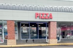 Eddies Pizza Review In Ronkonkoma NY