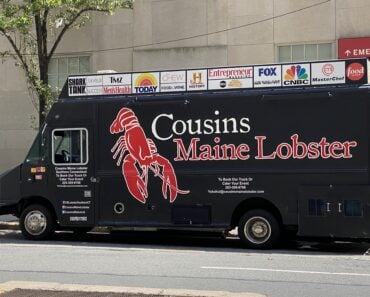 Is Cousins Maine Lobster Worth the Hype? A Review of Their Famous Lobster Rolls